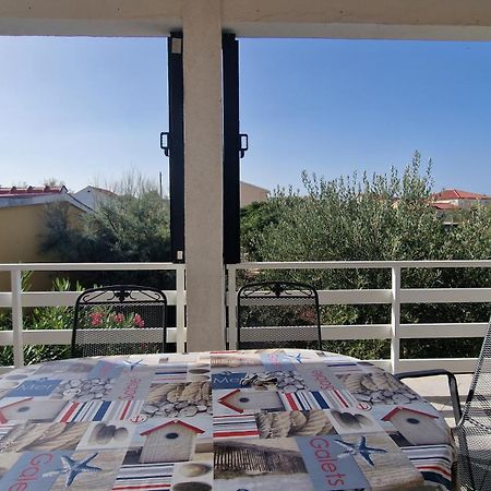Ferienwohnung Kuca Za Odmor Laura Ražanac Exterior foto
