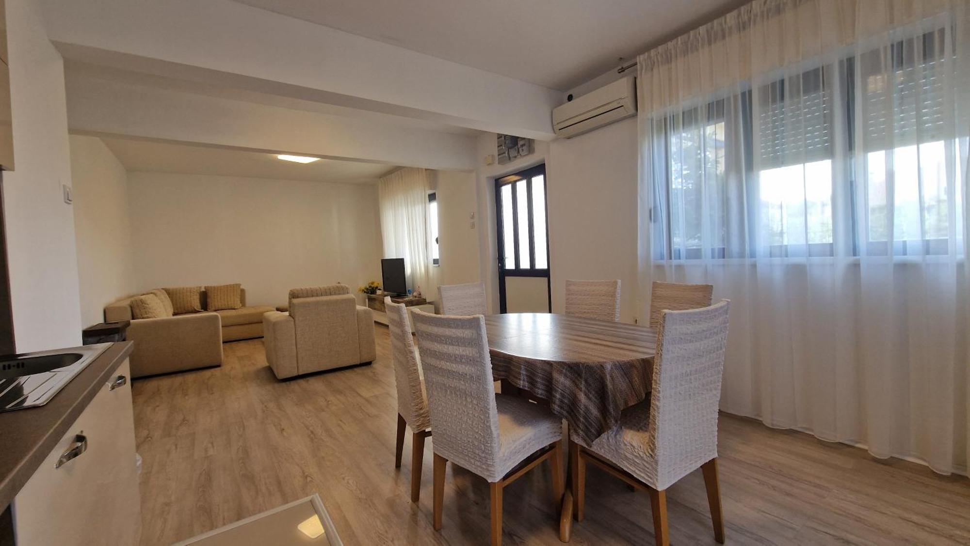 Ferienwohnung Kuca Za Odmor Laura Ražanac Exterior foto