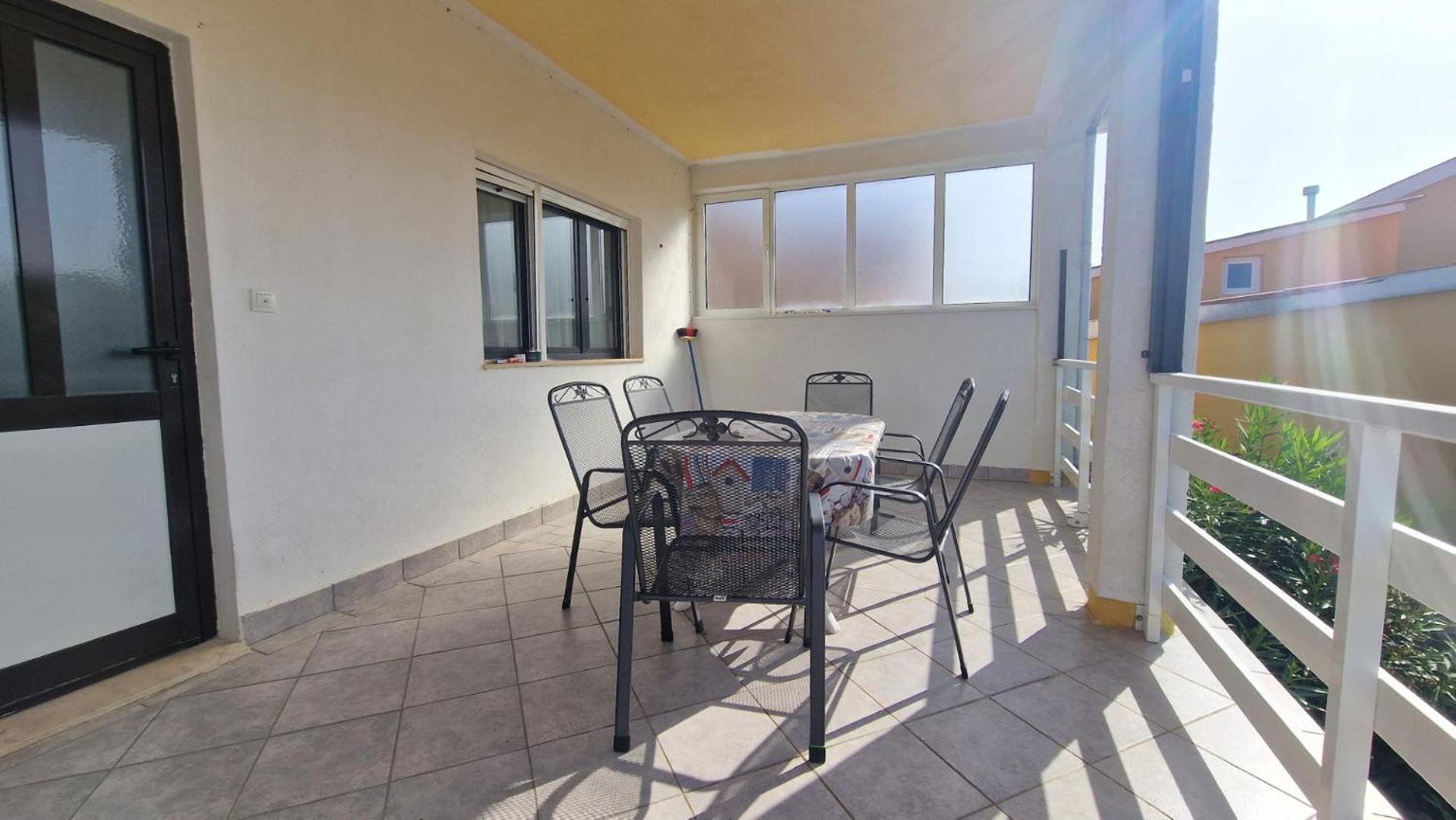 Ferienwohnung Kuca Za Odmor Laura Ražanac Exterior foto